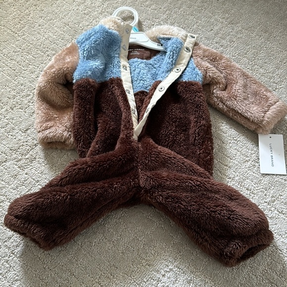 Lucky Brand Fuzzy Onesie - Picture 8 of 8